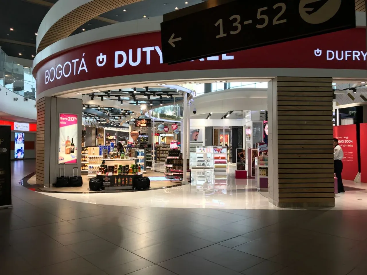 Bogotá Duty Free entrance near gates 13 to 52